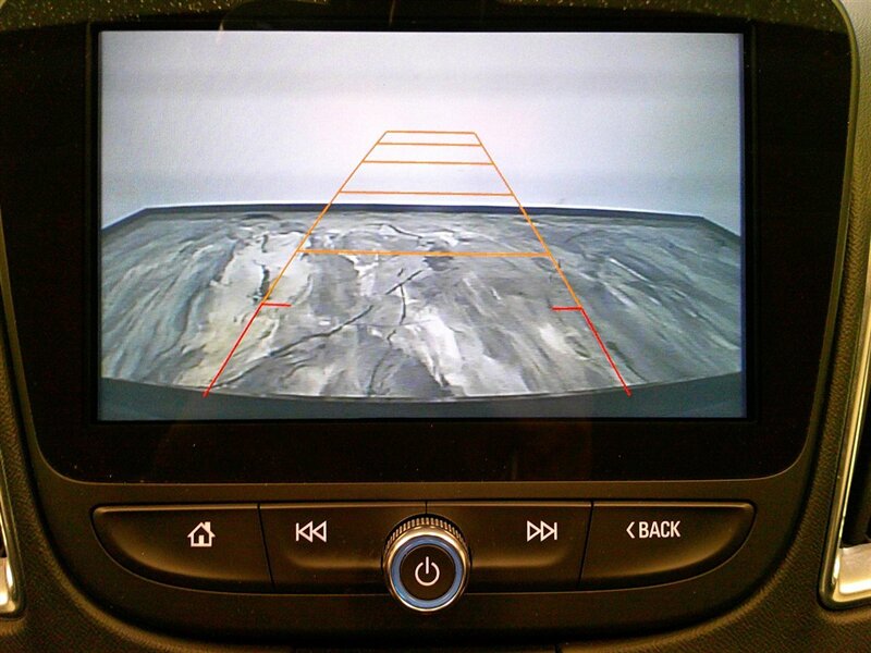 2016 Chevrolet Malibu LT - Photo 22 - Spencerport, NY 14559