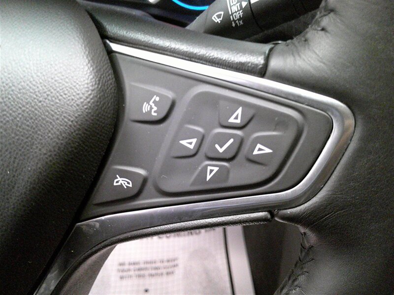 2016 Chevrolet Malibu LT - Photo 15 - Spencerport, NY 14559