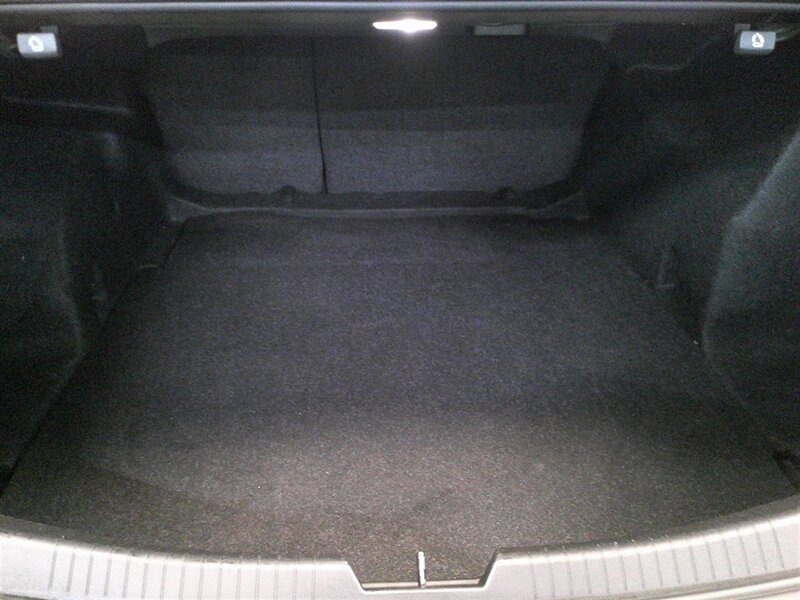 2016 Chevrolet Malibu LT - Photo 27 - Spencerport, NY 14559