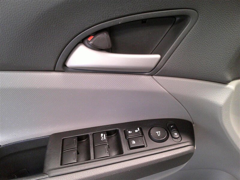 2008 Honda Accord LX - Photo 31 - Spencerport, NY 14559