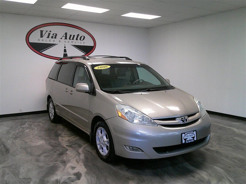 2006 Toyota Sienna XLE 7 Passenger  