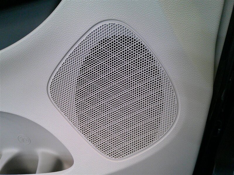 2016 Dodge Grand Caravan SXT - Photo 19 - Spencerport, NY 14559