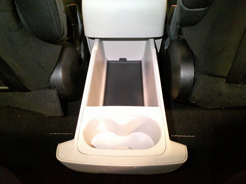 2016 Dodge Grand Caravan SXT - Photo 7 - Spencerport, NY 14559