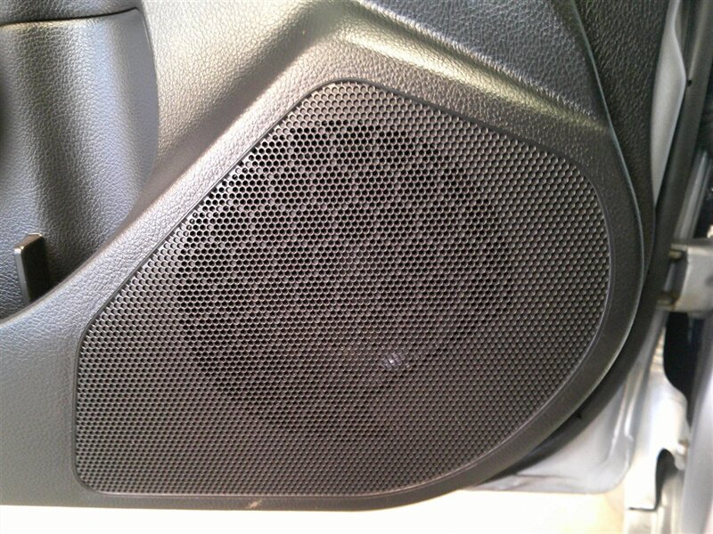 2013 Subaru Impreza 2.0i Premium - Photo 30 - Spencerport, NY 14559