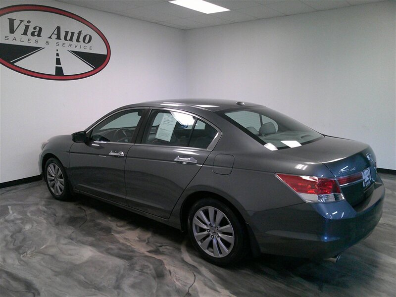 2012 Honda Accord EX-L V6 - Photo 12 - Spencerport, NY 14559