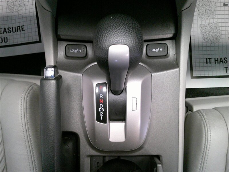 2012 Honda Accord EX-L V6 - Photo 22 - Spencerport, NY 14559