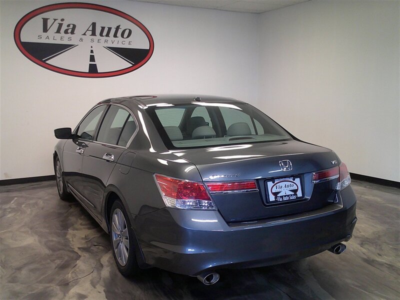 2012 Honda Accord EX-L V6 - Photo 11 - Spencerport, NY 14559
