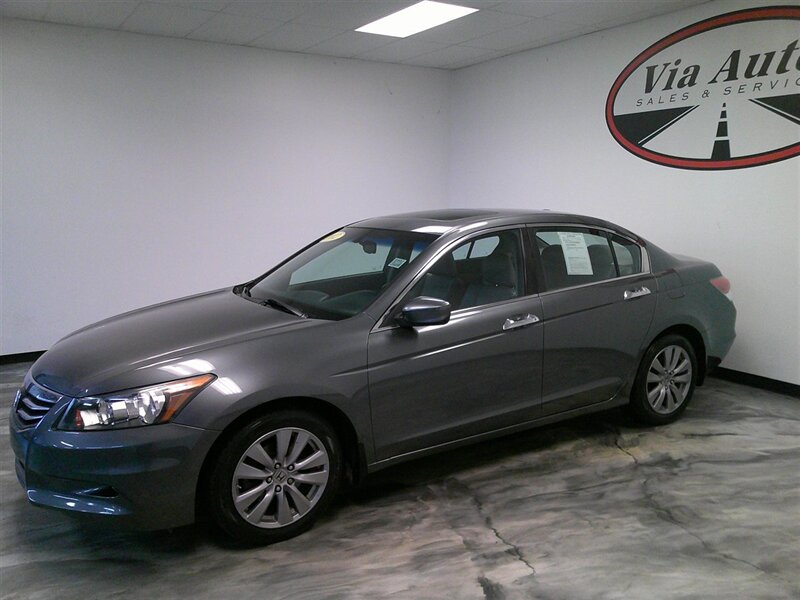2012 Honda Accord EX-L V6 - Photo 6 - Spencerport, NY 14559