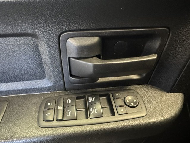 2017 RAM 1500 Express - Photo 26 - Spencerport, NY 14559