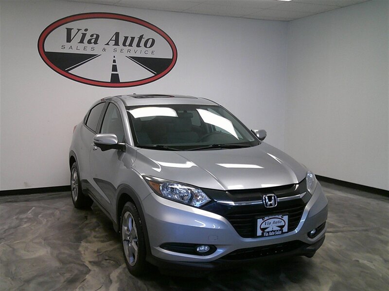2017 Honda HR-V EX   - Photo 1 - Spencerport, NY 14559
