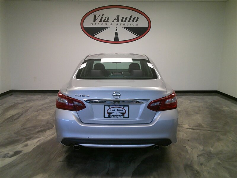 2018 Nissan Altima 2.5 S - Photo 8 - Spencerport, NY 14559