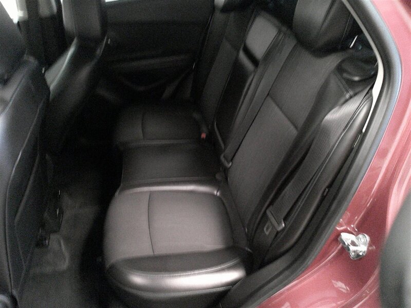 2015 Chevrolet Trax LT - Photo 18 - Spencerport, NY 14559