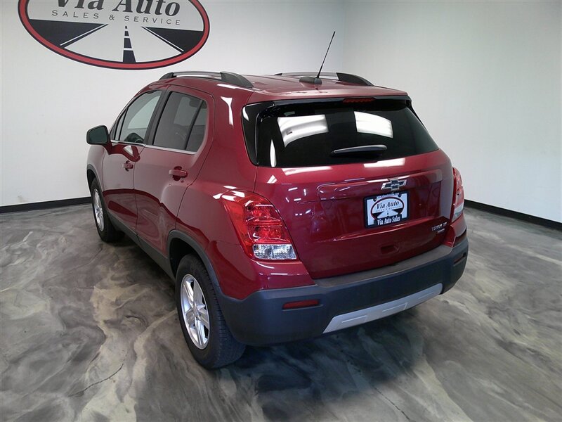 2015 Chevrolet Trax LT - Photo 11 - Spencerport, NY 14559