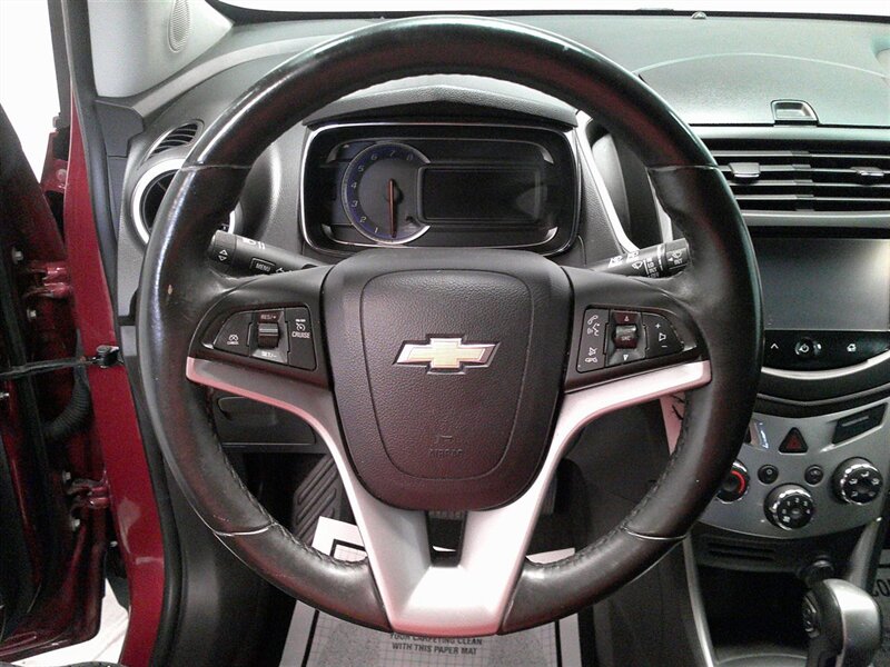 2015 Chevrolet Trax LT - Photo 2 - Spencerport, NY 14559