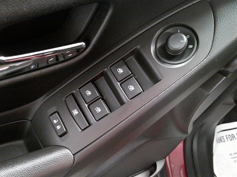 2015 Chevrolet Trax LT - Photo 30 - Spencerport, NY 14559