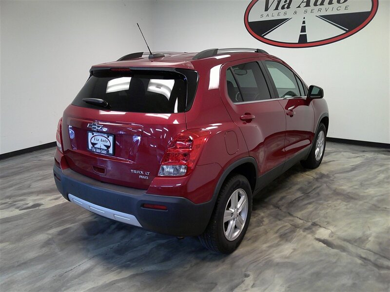 2015 Chevrolet Trax LT - Photo 9 - Spencerport, NY 14559
