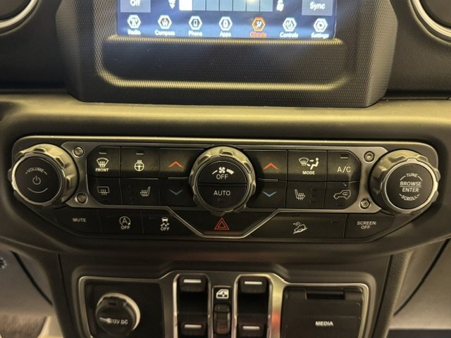 2019 Jeep Wrangler Sahara - Photo 26 - Spencerport, NY 14559