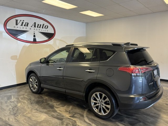 2018 Toyota RAV4 Limited - Photo 11 - Spencerport, NY 14559