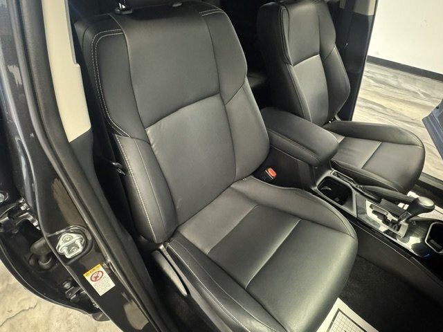 2018 Toyota RAV4 Limited - Photo 32 - Spencerport, NY 14559