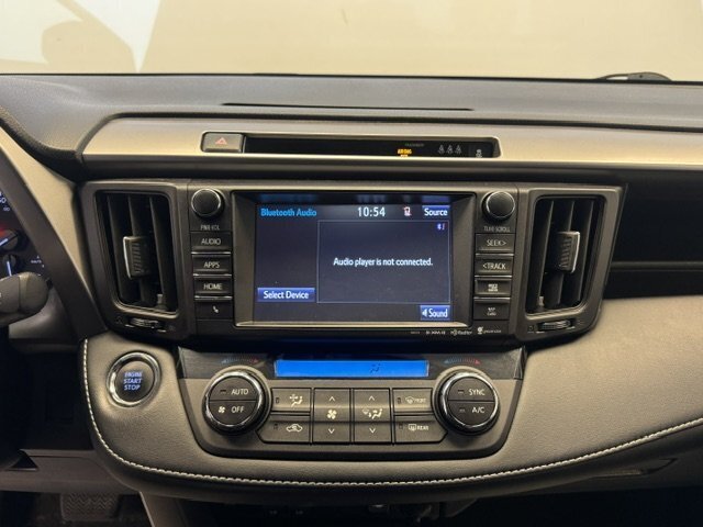 2018 Toyota RAV4 Limited - Photo 17 - Spencerport, NY 14559