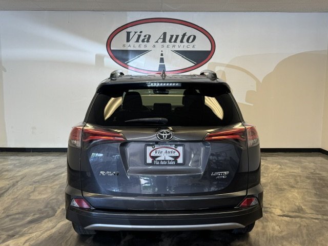 2018 Toyota RAV4 Limited - Photo 10 - Spencerport, NY 14559