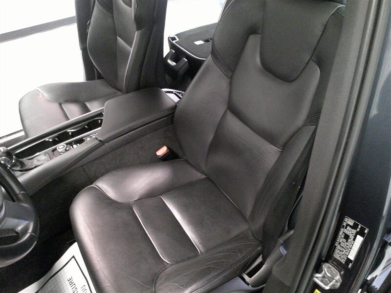 2020 Volvo XC90 T6 Momentum 7-Passen - Photo 34 - Spencerport, NY 14559