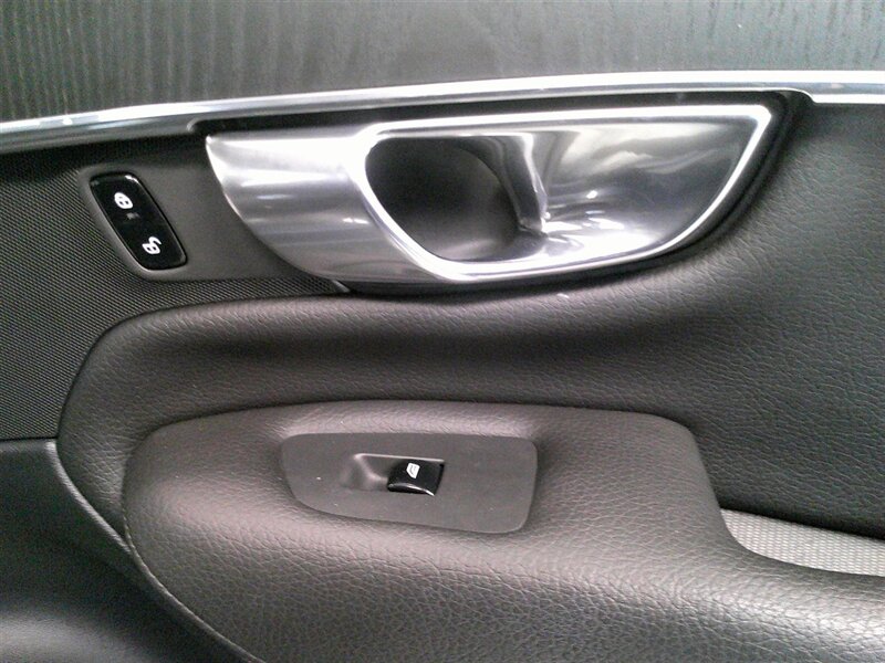 2020 Volvo XC90 T6 Momentum 7-Passen - Photo 47 - Spencerport, NY 14559