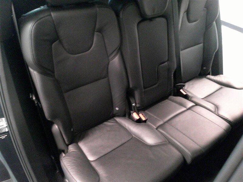 2020 Volvo XC90 T6 Momentum 7-Passen - Photo 40 - Spencerport, NY 14559