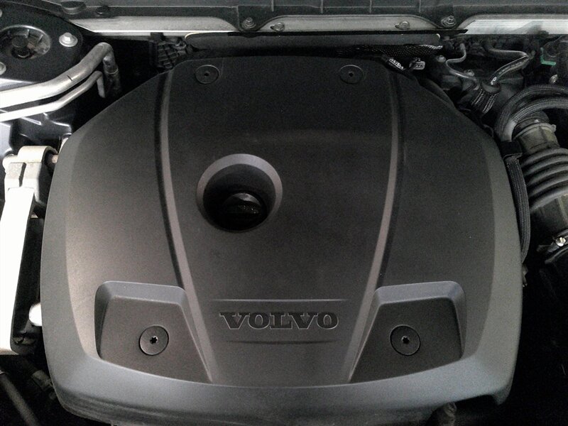 2020 Volvo XC90 T6 Momentum 7-Passen - Photo 3 - Spencerport, NY 14559