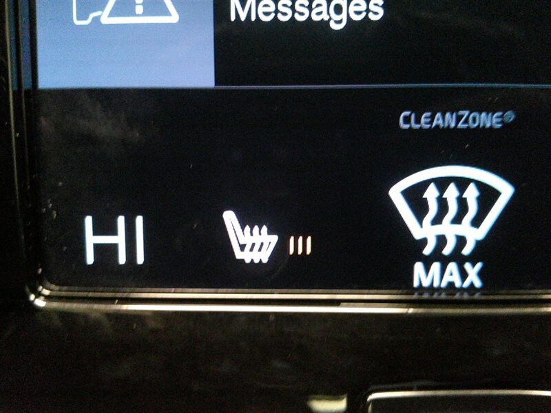 2020 Volvo XC90 T6 Momentum 7-Passen - Photo 27 - Spencerport, NY 14559