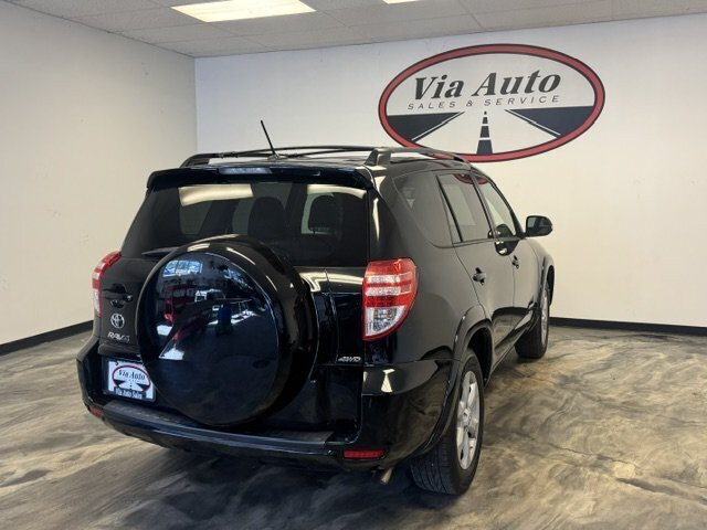 2011 Toyota RAV4 Limited - Photo 8 - Spencerport, NY 14559