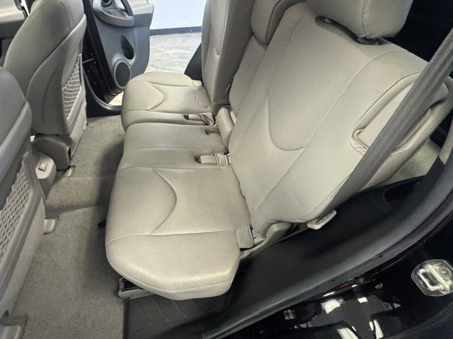 2011 Toyota RAV4 Limited - Photo 28 - Spencerport, NY 14559