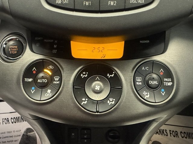 2011 Toyota RAV4 Limited - Photo 19 - Spencerport, NY 14559
