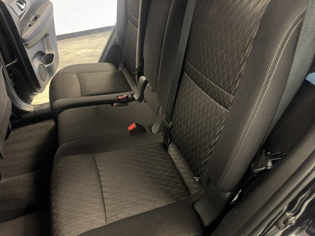 2018 Nissan Rogue SV - Photo 29 - Spencerport, NY 14559