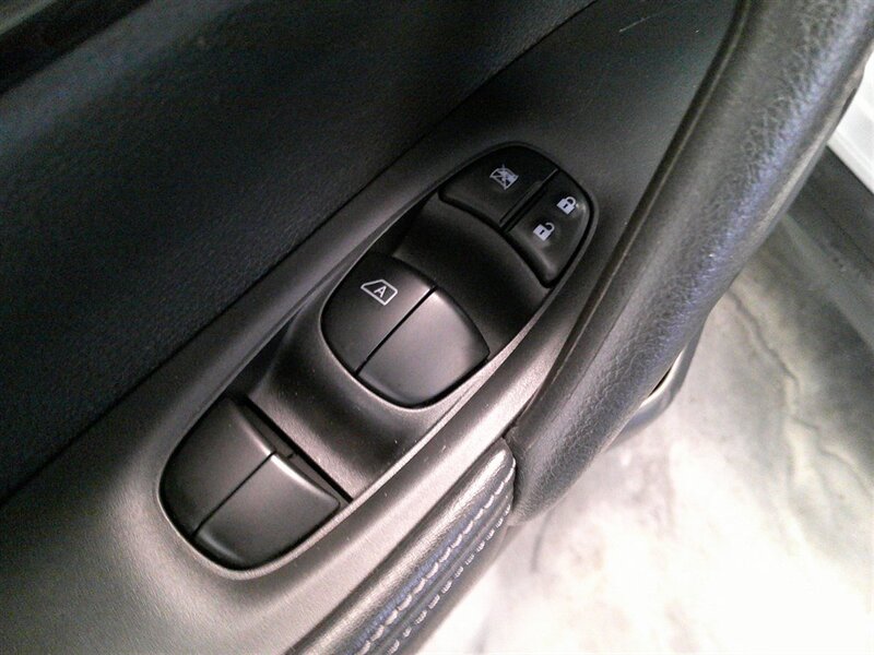 2019 Nissan Rogue SV - Photo 33 - Spencerport, NY 14559