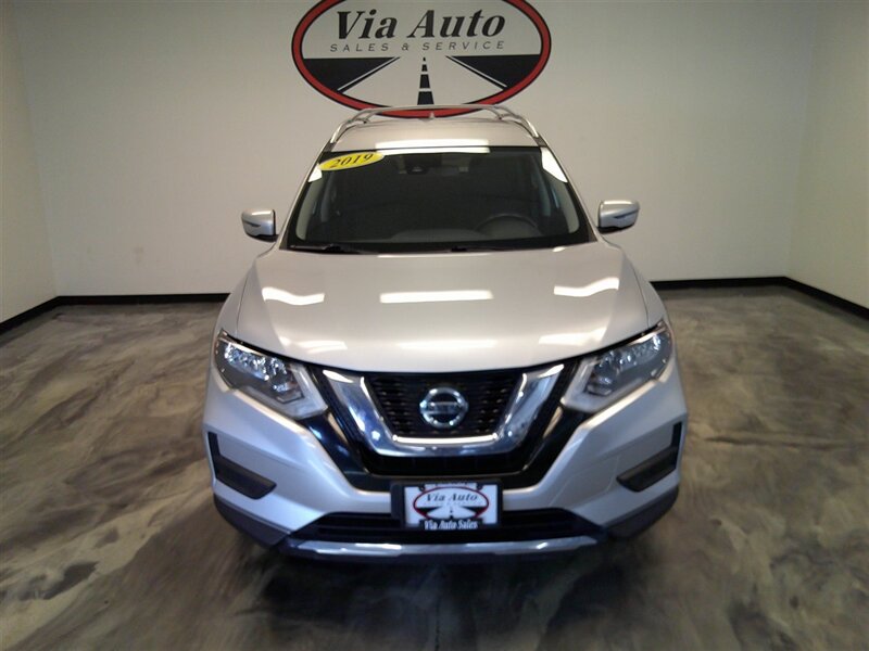 2019 Nissan Rogue SV - Photo 5 - Spencerport, NY 14559