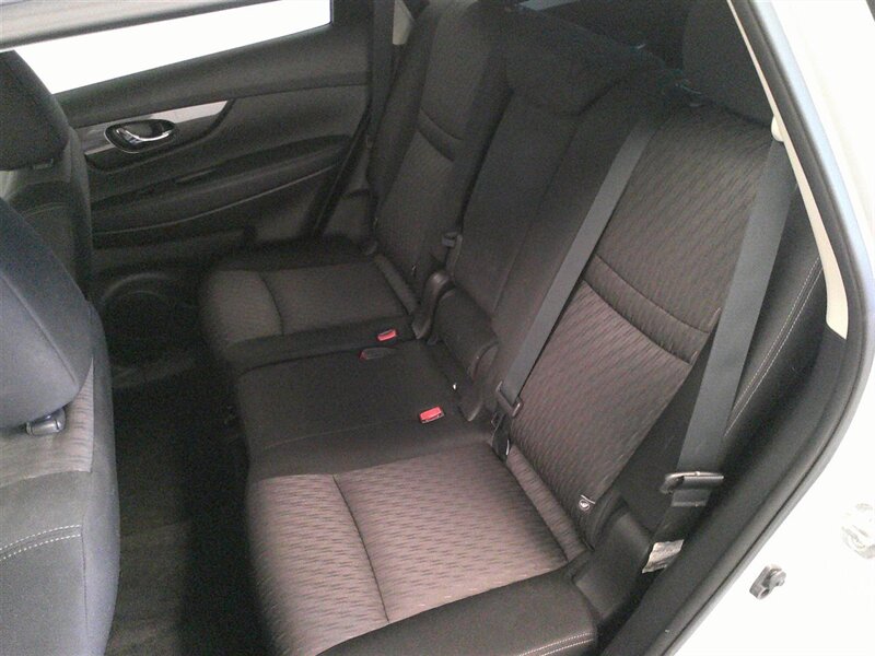 2019 Nissan Rogue SV - Photo 31 - Spencerport, NY 14559