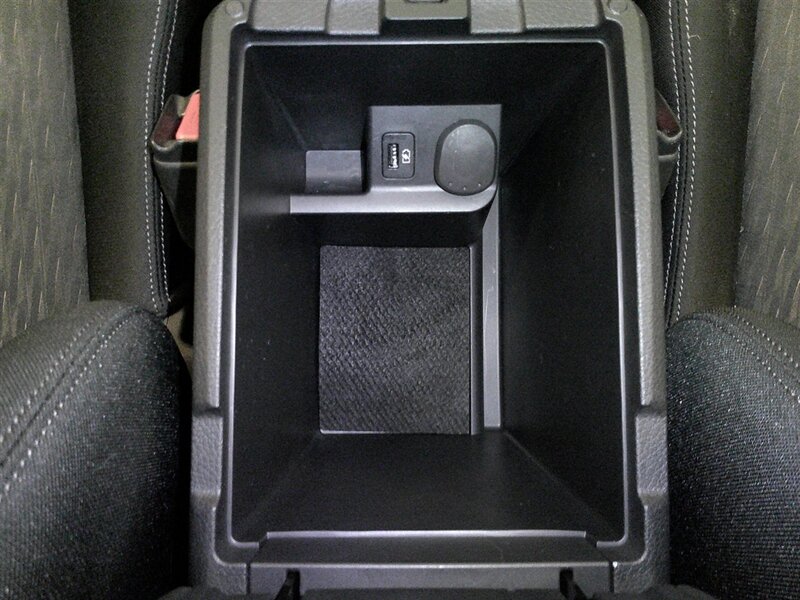 2019 Nissan Rogue SV - Photo 26 - Spencerport, NY 14559