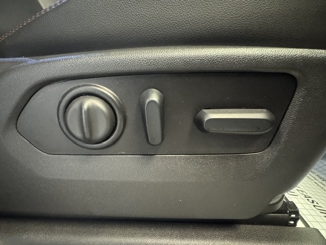 2020 GMC Sierra 2500 AT4 - Photo 29 - Spencerport, NY 14559