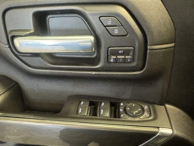 2020 GMC Sierra 2500 AT4 - Photo 38 - Spencerport, NY 14559