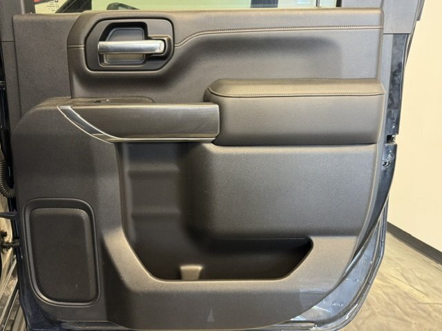 2020 GMC Sierra 2500 AT4 - Photo 43 - Spencerport, NY 14559