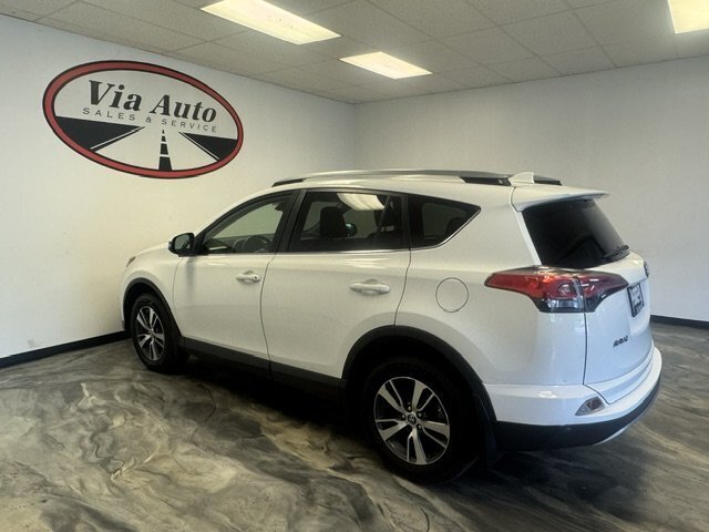 2018 Toyota RAV4 XLE - Photo 12 - Spencerport, NY 14559