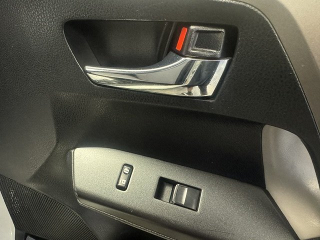 2018 Toyota RAV4 XLE - Photo 30 - Spencerport, NY 14559