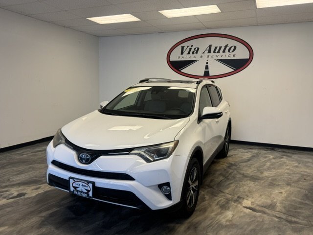 2018 Toyota RAV4 XLE - Photo 6 - Spencerport, NY 14559