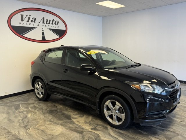 2017 Honda HR-V LX - Photo 2 - Spencerport, NY 14559
