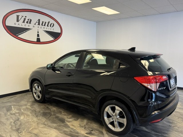 2017 Honda HR-V LX - Photo 9 - Spencerport, NY 14559