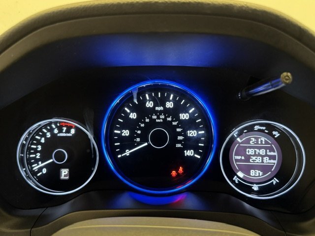 2017 Honda HR-V LX - Photo 15 - Spencerport, NY 14559