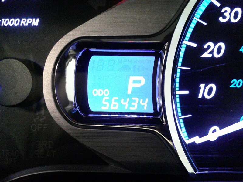 2014 Toyota Sienna XLE 7-Passenger Auto   - Photo 3 - Spencerport, NY 14559