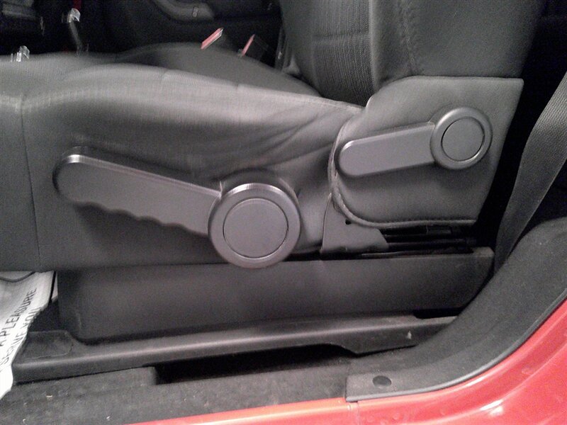 2012 Jeep Wrangler Sport   - Photo 20 - Spencerport, NY 14559