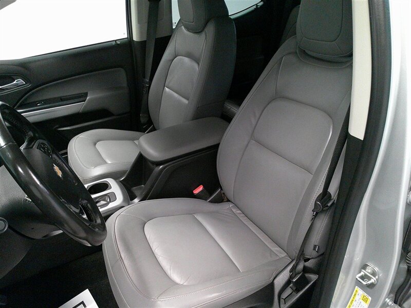 2015 Chevrolet Colorado LT - Photo 28 - Spencerport, NY 14559